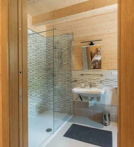 Quarto Estandar para Deficientes Físicos, Chalet Gaspard