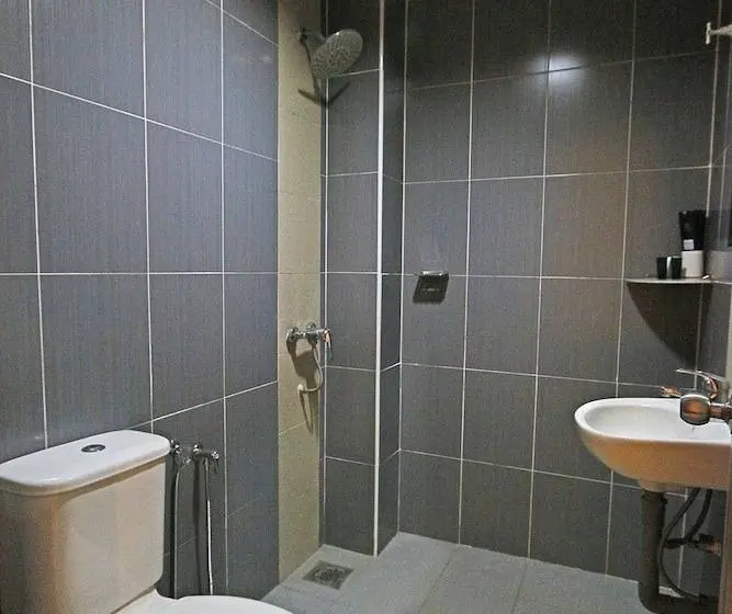 スタンダード４人部屋, Golden Roof Hotel Falim Ipoh