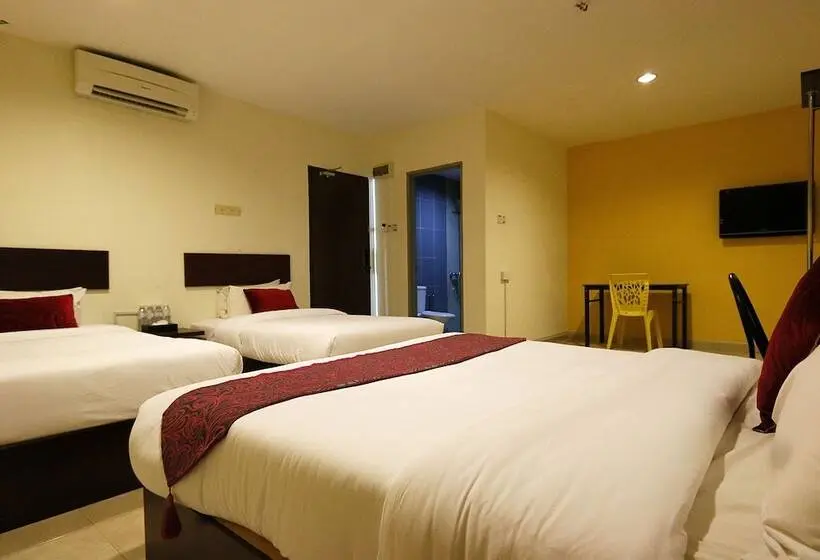 スタンダード４人部屋, Golden Roof Hotel Falim Ipoh