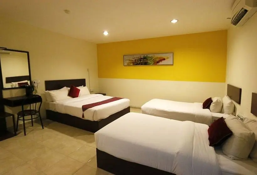 スタンダード４人部屋, Golden Roof Hotel Falim Ipoh