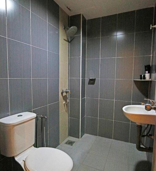 Четырехместный Номер Стандарт, Golden Roof Hotel Falim Ipoh