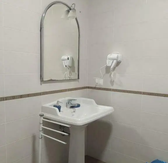 اتاق استاندارد با سرویس بهداشتی مشترک, Villa Levante