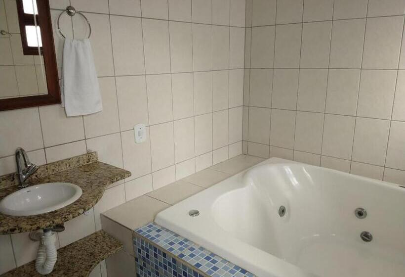 Jakuzili Süit, Pousada Astro Rei Paraty