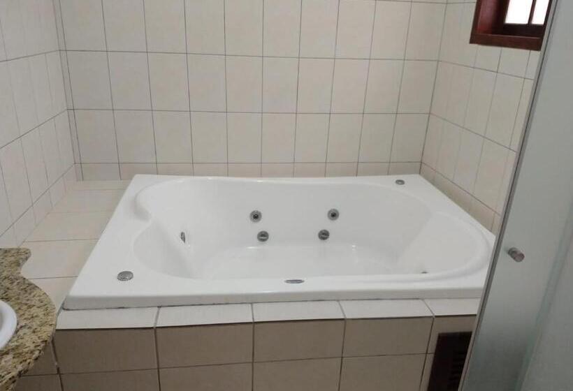 Jakuzili Süit, Pousada Astro Rei Paraty