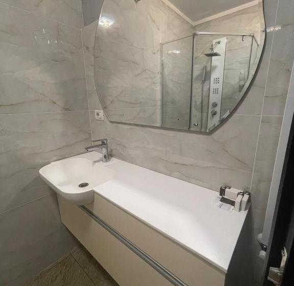 חדר סטנדרט עם מרפסת, Pensiunea Ramina