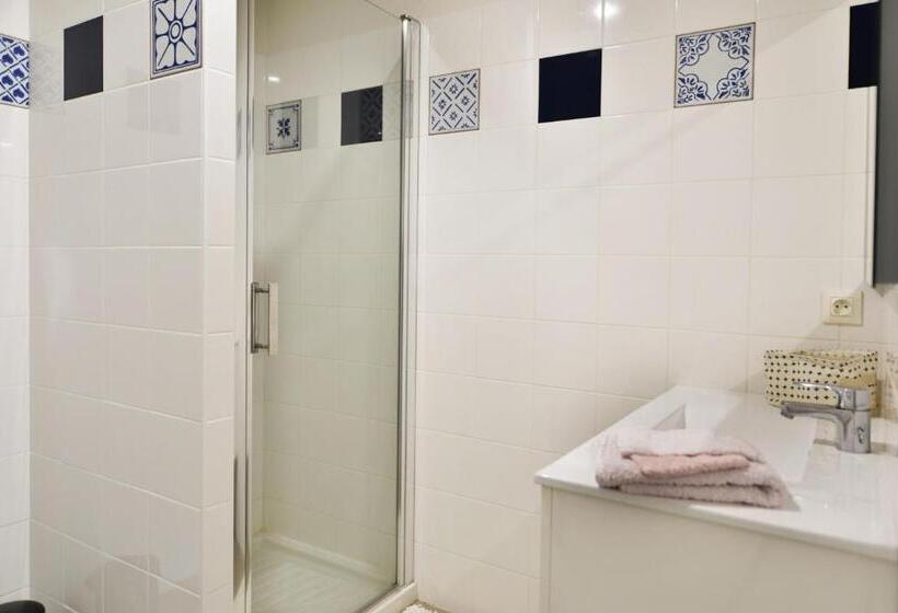 スタンダードルーム, Chambres Et Table D Hotes Du Calvaire