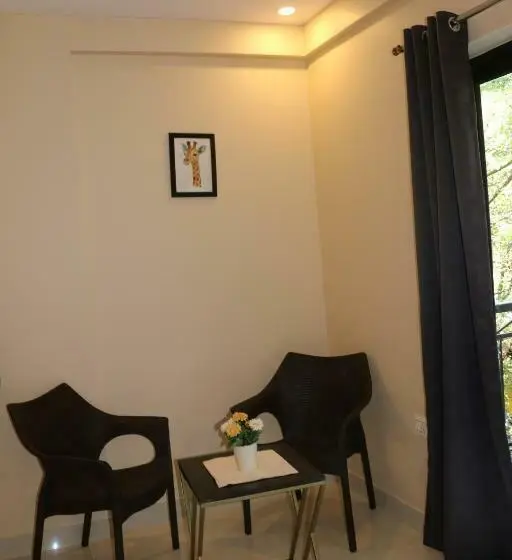 Superior Room, Centro