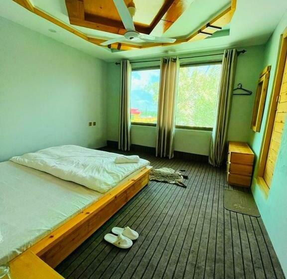 اتاق استاندارد با تخت بزرگ, Hikk Inn