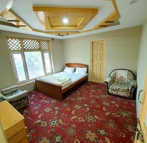 اتاق استاندارد, Hikk Inn