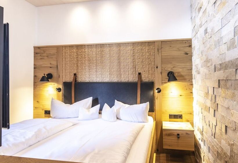 Номер Стандарт с Балконом, Alpen Hotel Post