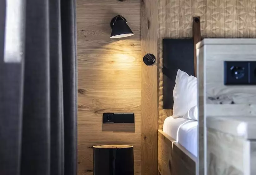 デラックスルーム, Alpen Hotel Post