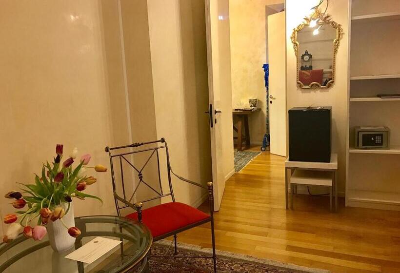 带按摩浴盆的套房, Casa Museo Palazzo Valenti Gonzaga