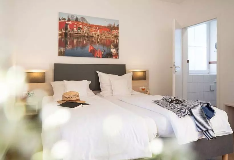 Standard-huone, Alte Fischereischule