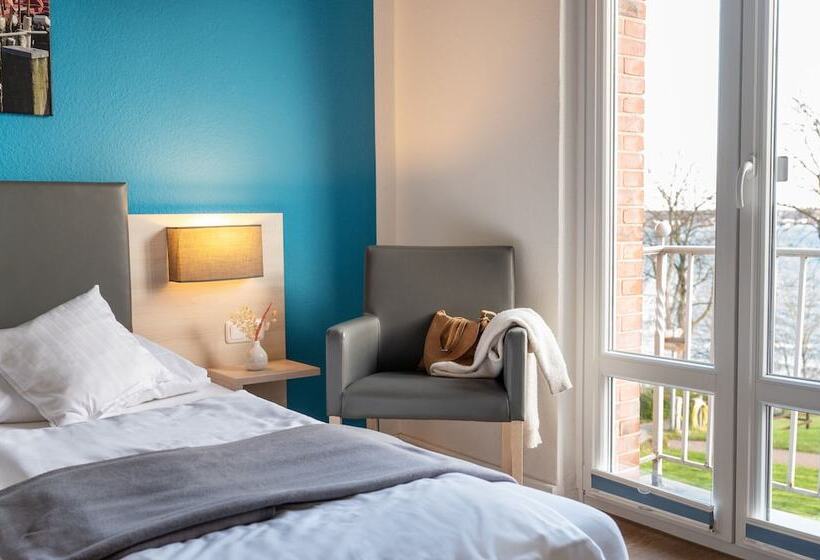 غرفة قياسية مطلّة علي البحر, Alte Fischereischule