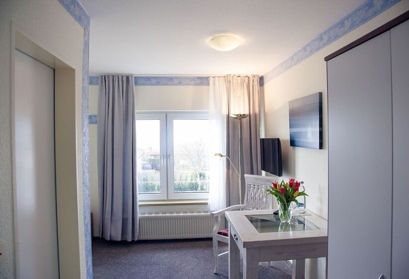 标准单人间, Altes Kurhaus