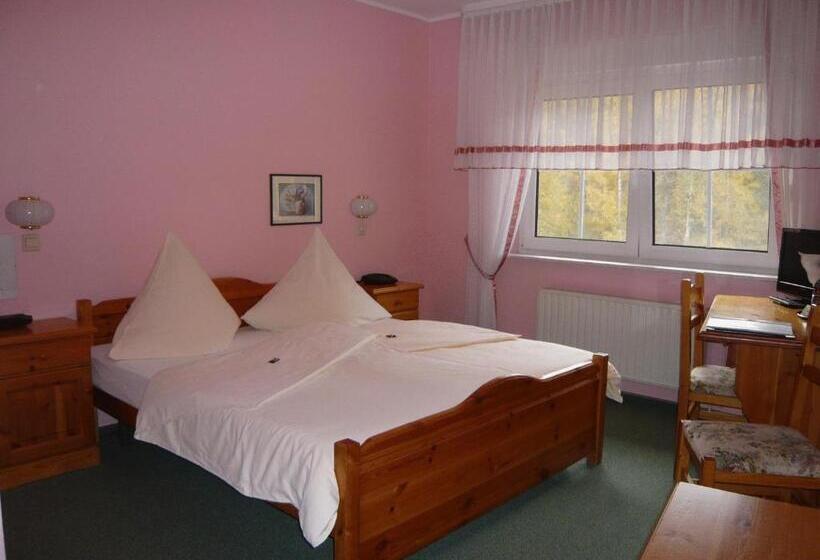 Номер Стандарт, Am Wald B&b