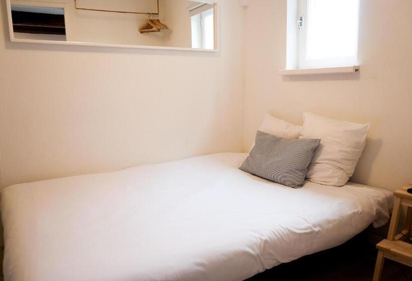 Номер Стандарт Трехместный, Beez