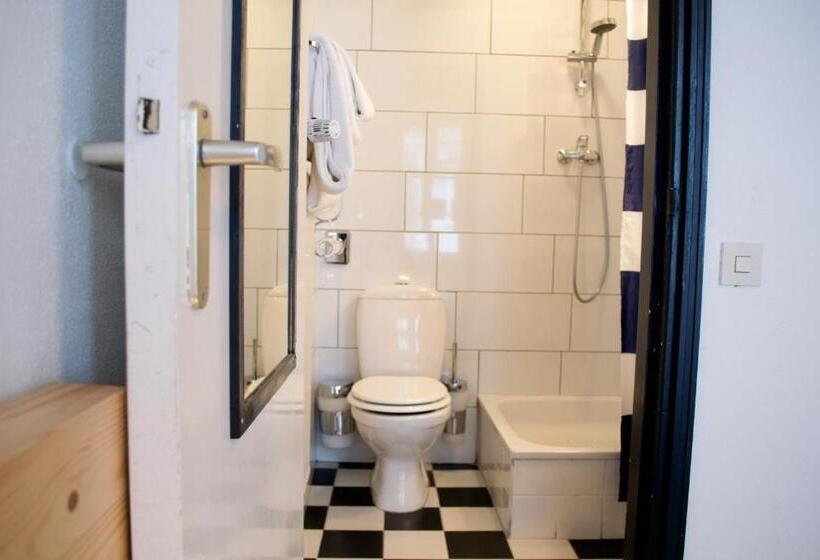 Номер Стандарт Индивидуальный, Beez