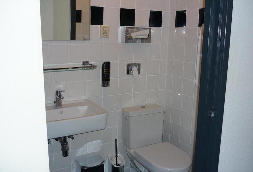 Номер Комфорт, Beez