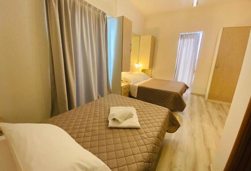 اتاق کلاسیک سه تخته, Butterfly Wellness & Spa