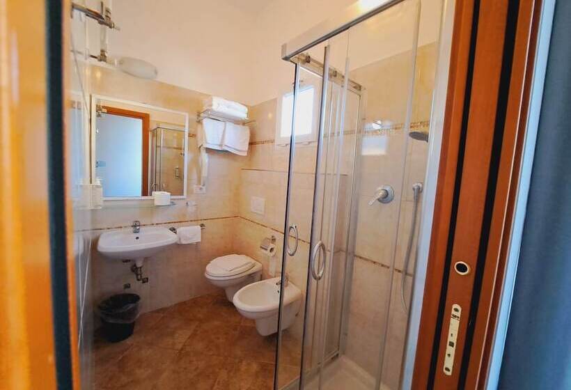 اتاق استاندارد, Butterfly Wellness & Spa