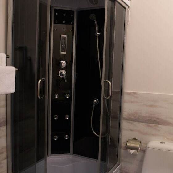 سوییت جونیور, Elegant