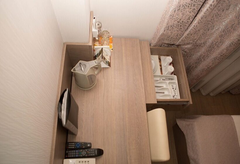 سوییت جونیور, Elegant