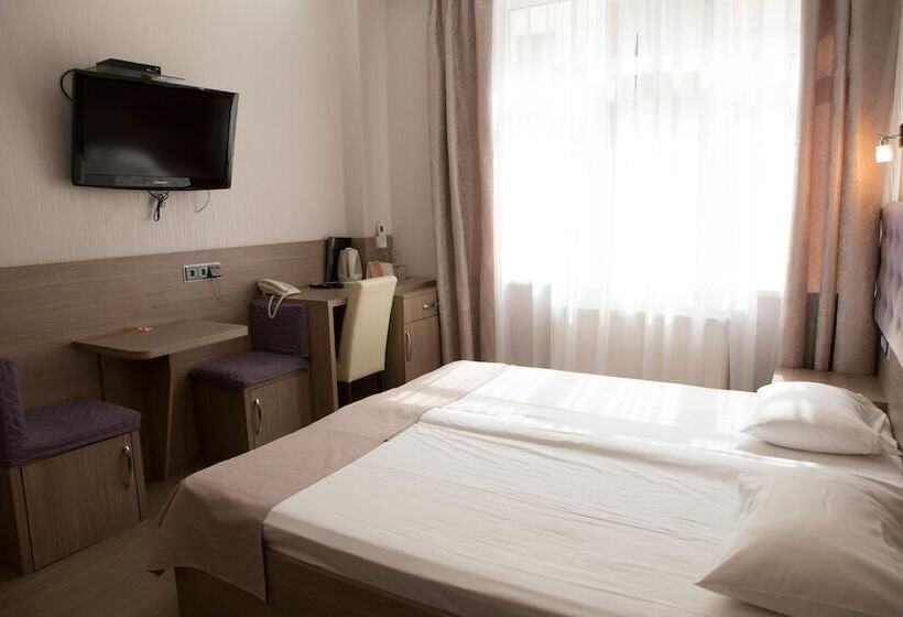 سوییت جونیور, Elegant