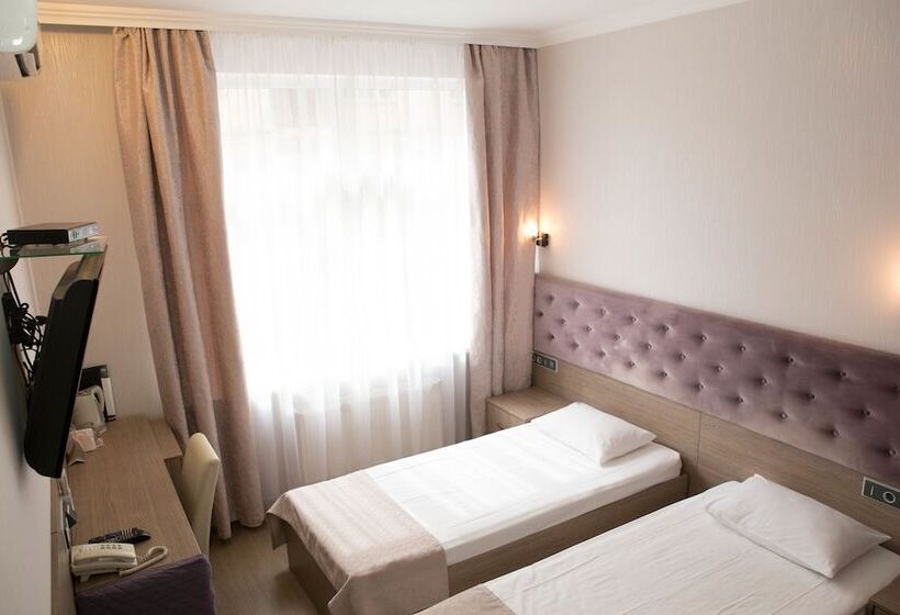 سوییت جونیور, Elegant