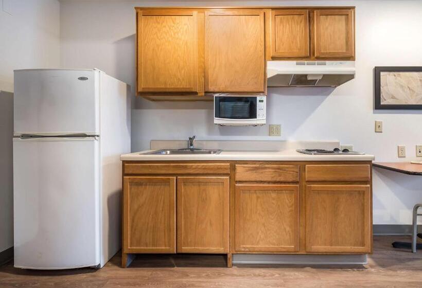 스탠다드 스튜디오, Extended Stay America Select Suites  Fort Myers