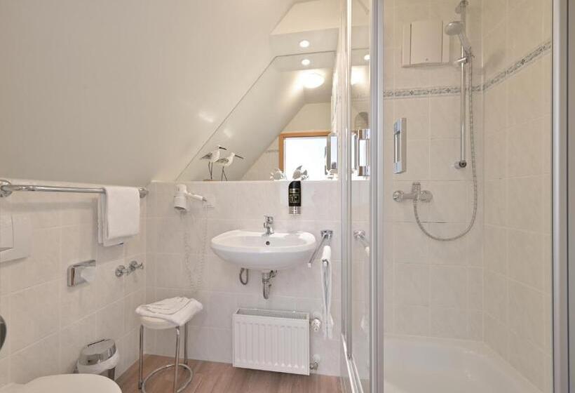 标准单人间, & Ferienanlage Kapitäns Häuser Breege