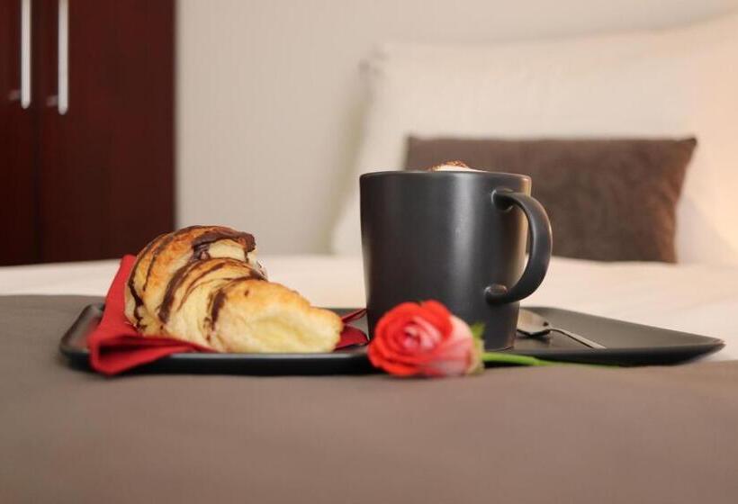 חדר סטנדרט יחיד, Meridijan16