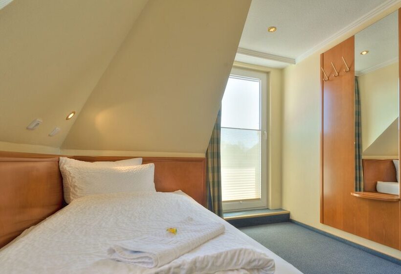 Номер Стандарт Индивидуальный с Балконом, Morgensonne Garni