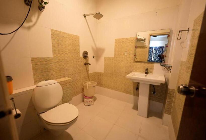 اتاق پرمیوم, Moon Light Bhimtal