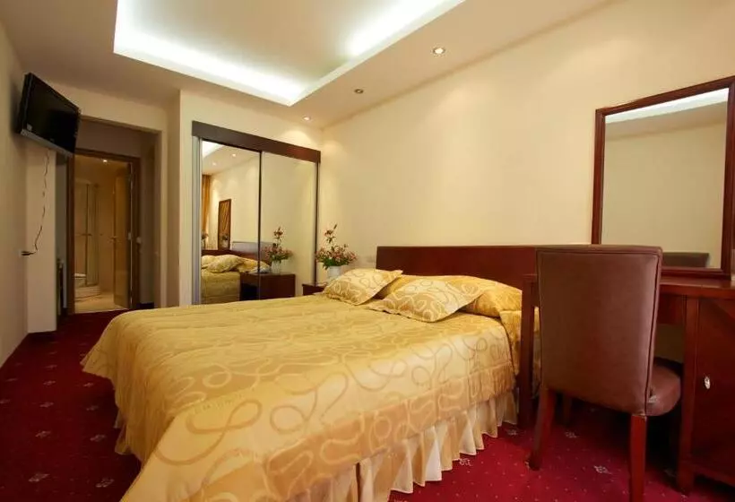 اتاق راحتی, Best Resort Aghveran