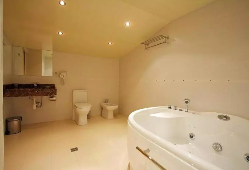 اتاق دوبلکس, Best Resort Aghveran