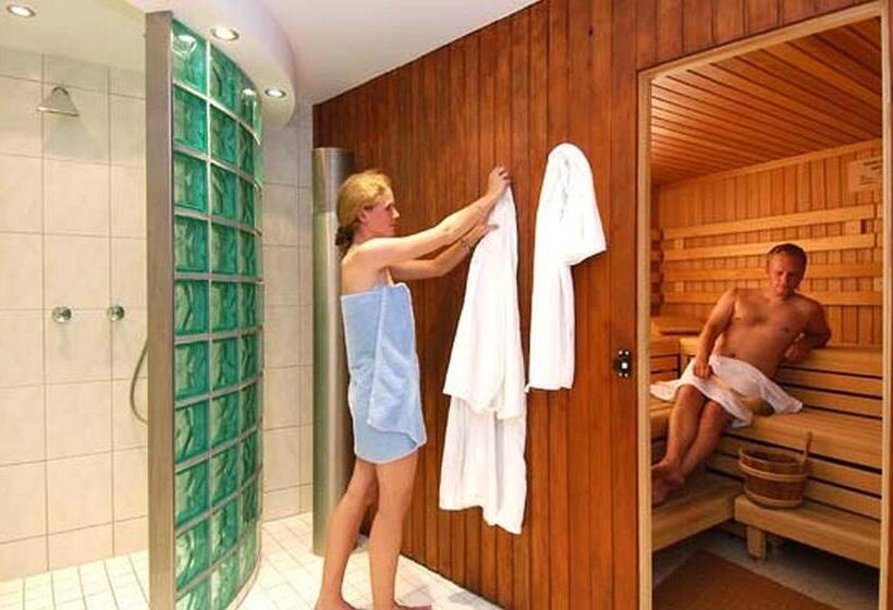 2 Bedrooms Suite Sea View, Strandidyll