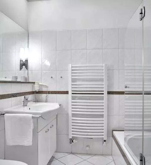 2 Bedrooms Suite Sea View, Strandidyll