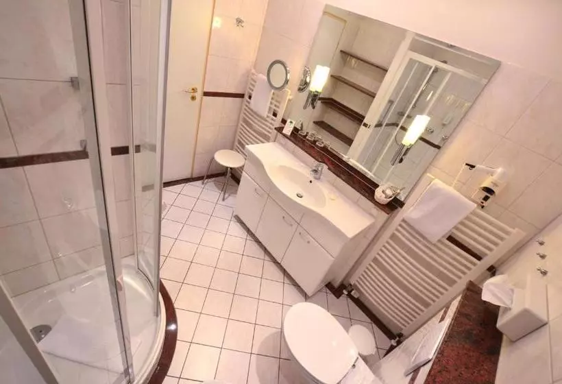 2 Bedrooms Suite Sea View, Strandidyll