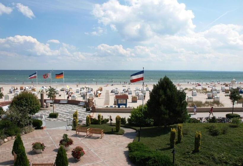 2 Bedrooms Suite Sea View, Strandidyll