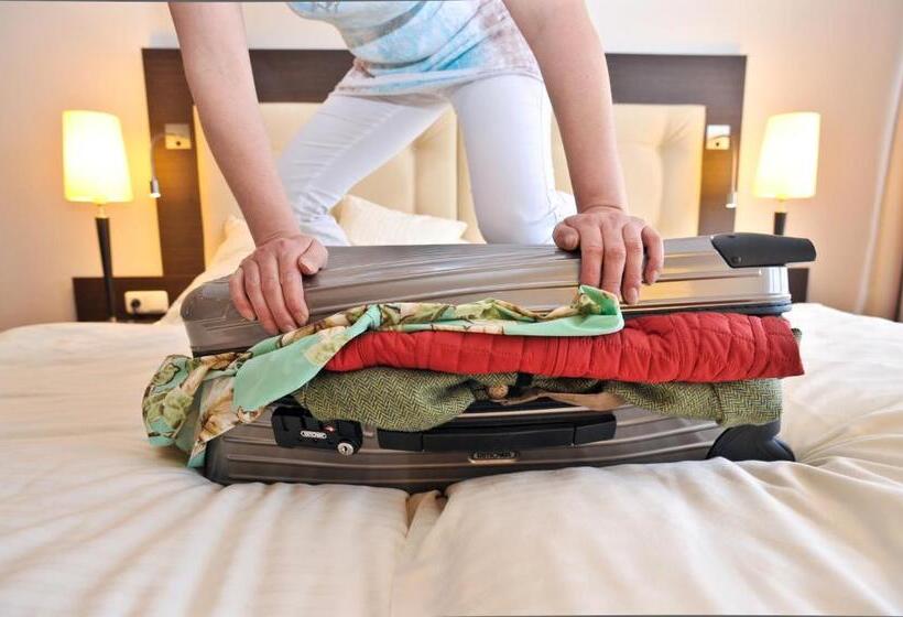 2 Bedrooms Suite Sea View, Strandidyll