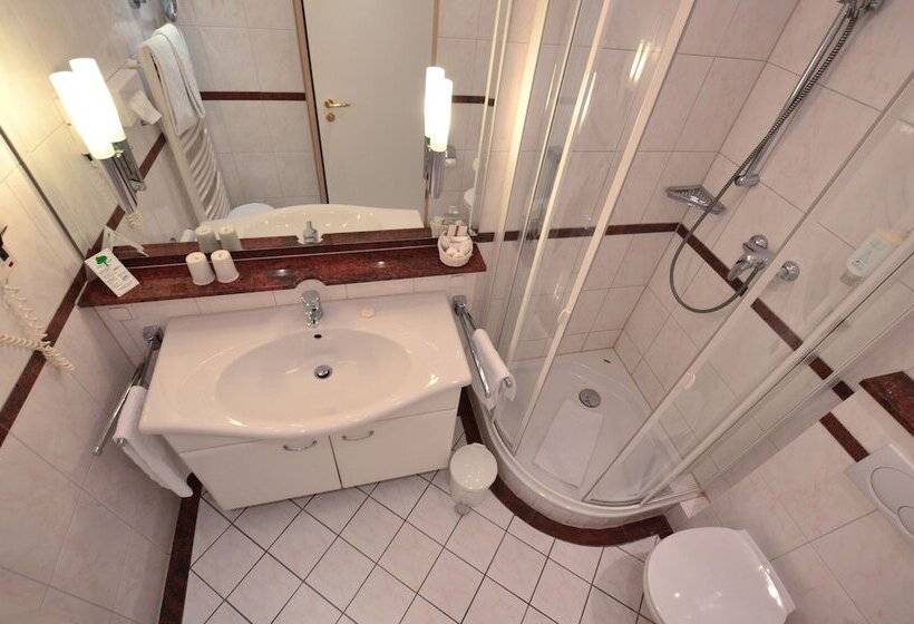 スタンダードルーム, Strandidyll