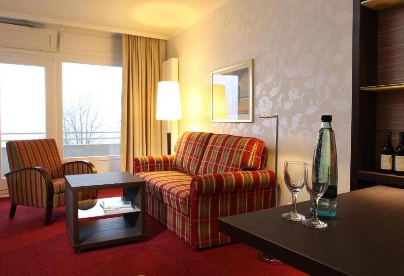 2 Bedrooms Suite Sea View, Strandidyll