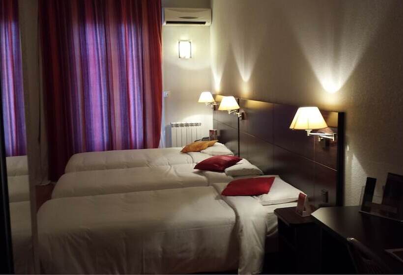 4인용 스탠다드 룸, Urban By Balladins Perpignan