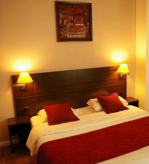 4인용 스탠다드 룸, Urban By Balladins Perpignan