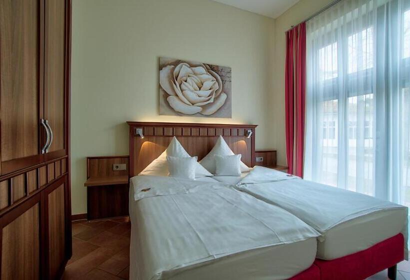 Suite Familiare, Wald