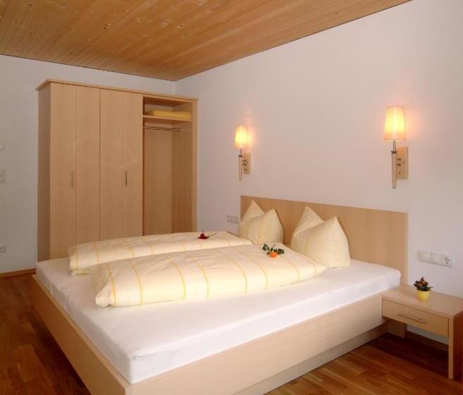 آپارتمان 2 خوابه, Panoramahof Eggele