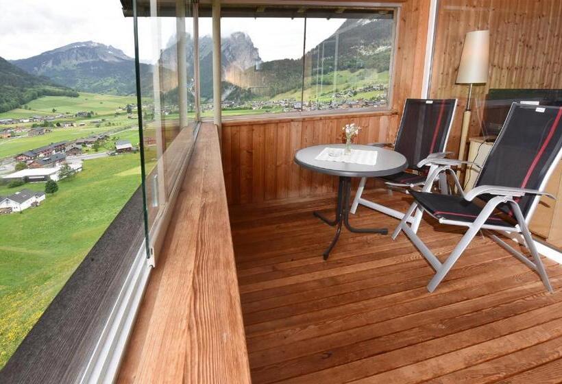 آپارتمان 2 خوابه, Panoramahof Eggele