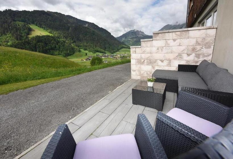 آپارتمان 2 خوابه, Panoramahof Eggele