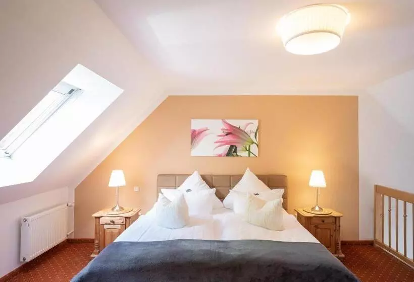 Huoneisto 1 Makuuhuone, Seehotel Lindenhof